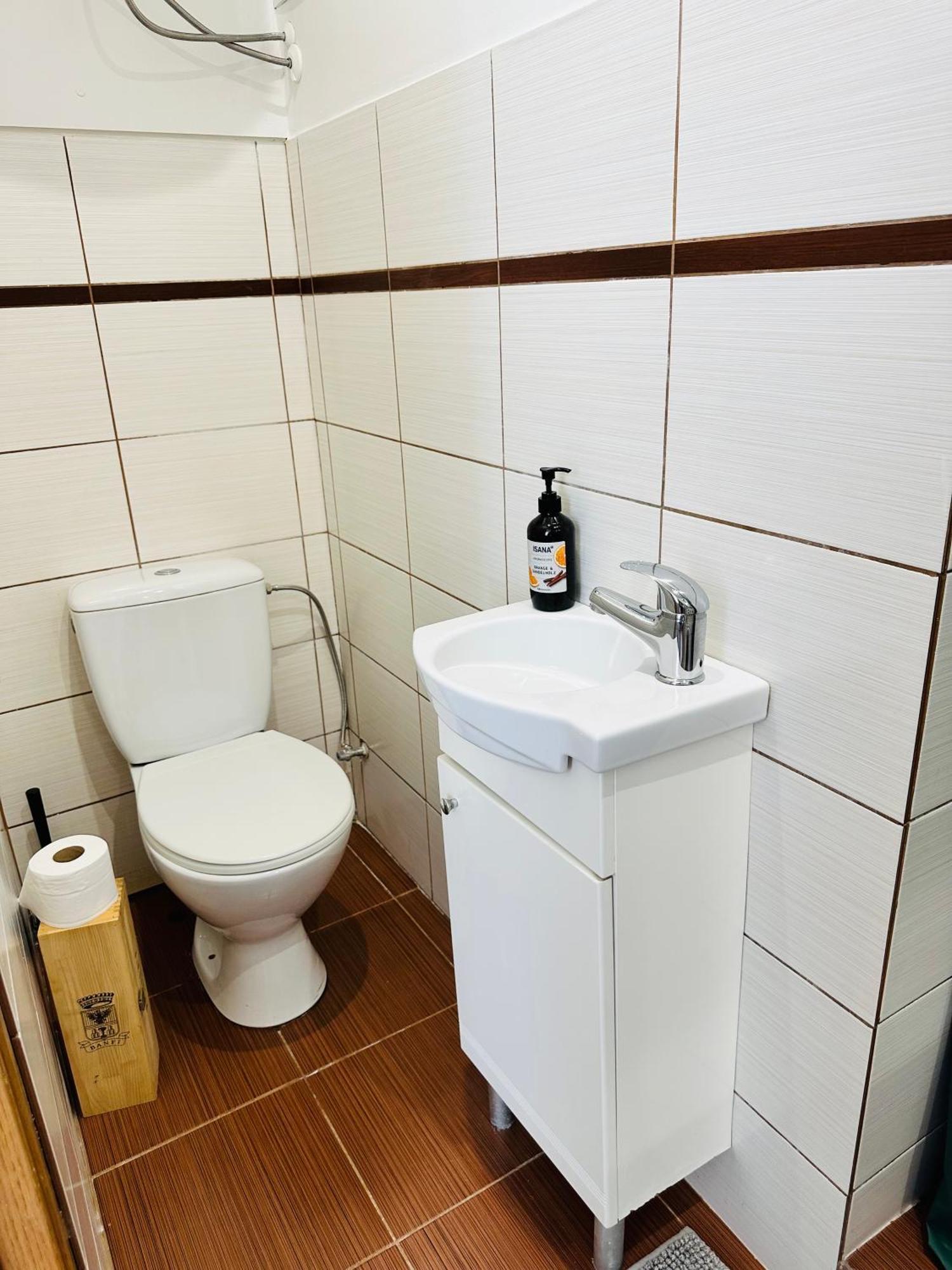 White Lux Next To The Old Town With Free Parking And High Speed Internet Huoneisto Riika